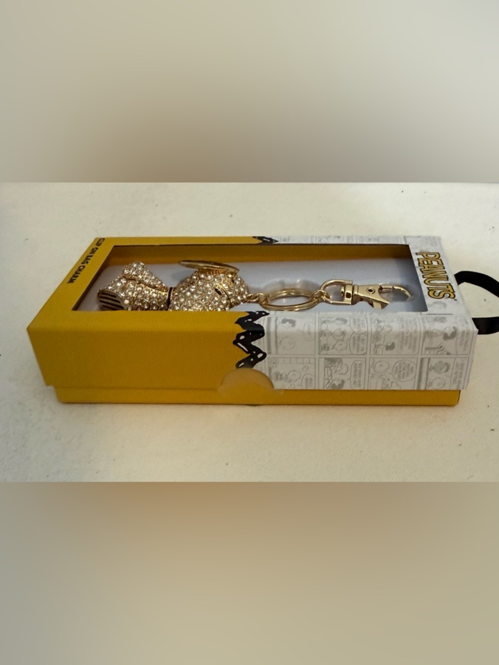 Peanuts Gold Tone and Black Snoopy 3D Crystal Clip-On Bag Charm Keychain - Picture 5 of 13